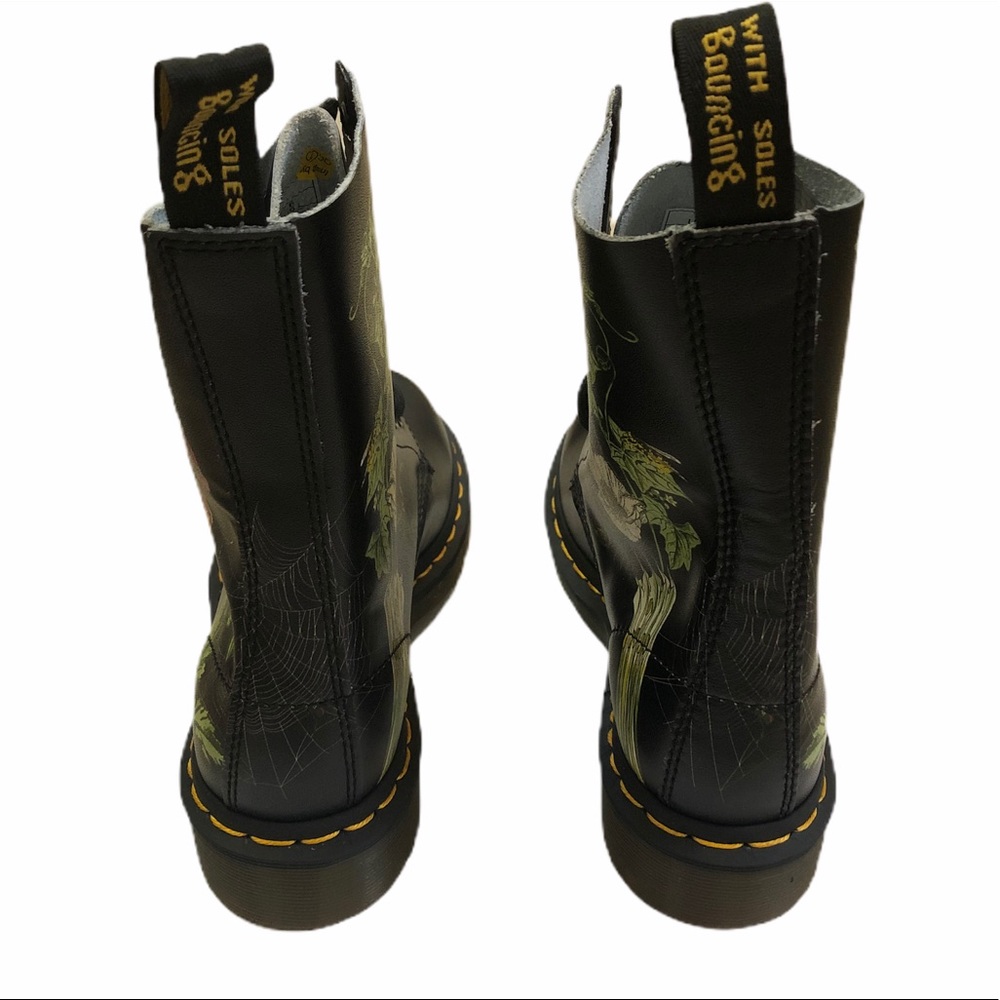 🚫SOLD🚫 Dr. Martens Wild Botanics Combat Boots - Picture 5 of 11